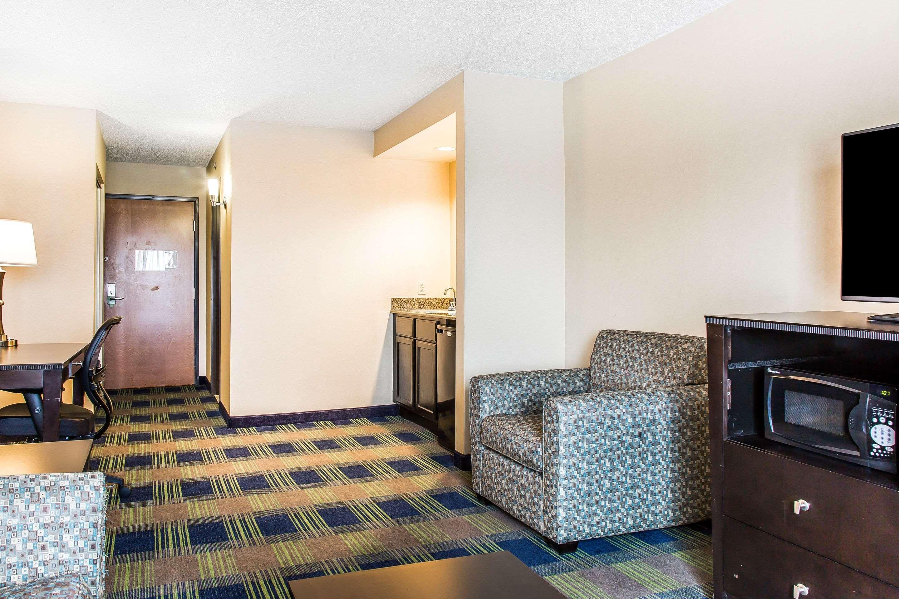 Comfort Inn & Suites Meriden Luaran gambar